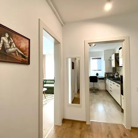 Alphaville 96 Apartment Brasov