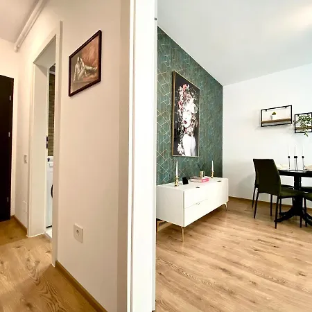 Apartment Alphaville 96